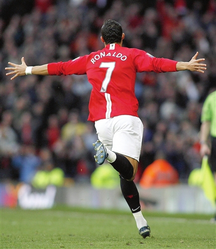 庆祝香港回归祖国26周年 深港学校校长体育交流活动举行.